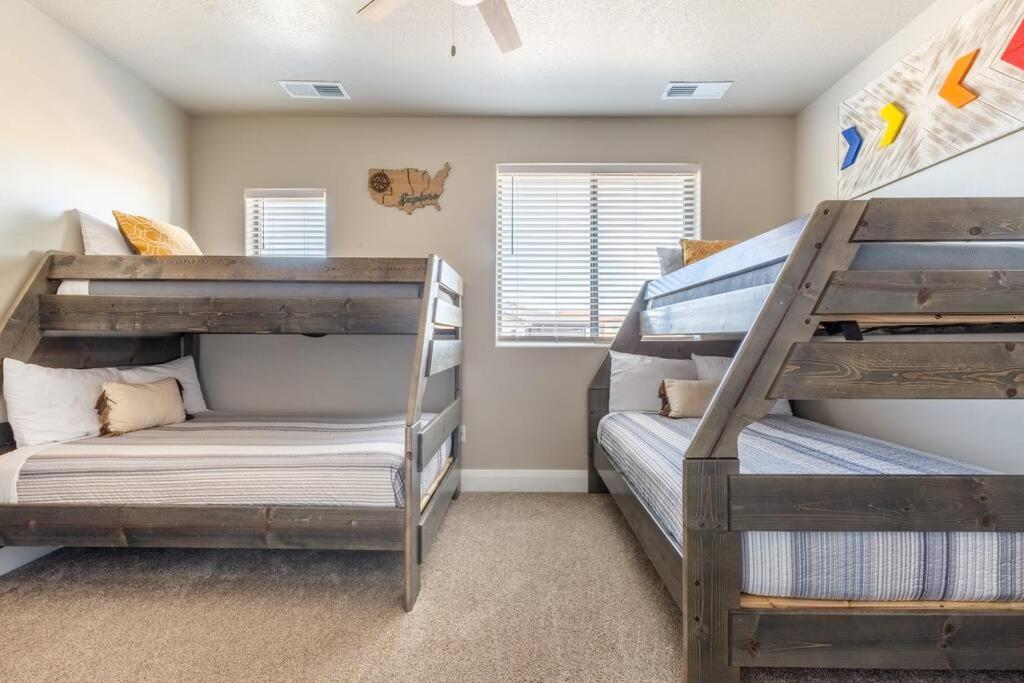 Discover Zion Mountain, Private Hot Tub-3 Bedroom Харрикейн Экстерьер фото